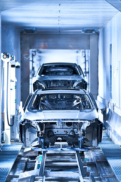 علامة BMW تستخدم دهانات مصنوعة من النفايات الحيوية في خطوة جديدة لدعم الاستدامة